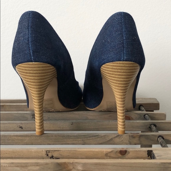 Kelly and Katie Heels - Picture 5 of 6